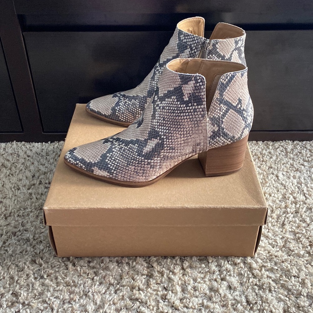 💓Snake Booties